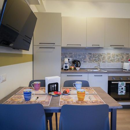 Gelsomino Suite Leonardo Academy, Mxp & Laghi Sesto Calende Zewnętrze zdjęcie
