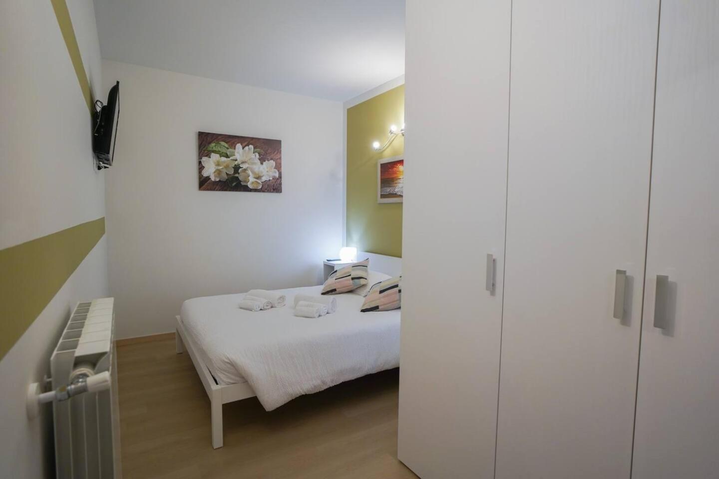 Gelsomino Suite Leonardo Academy, Mxp & Laghi Sesto Calende Zewnętrze zdjęcie