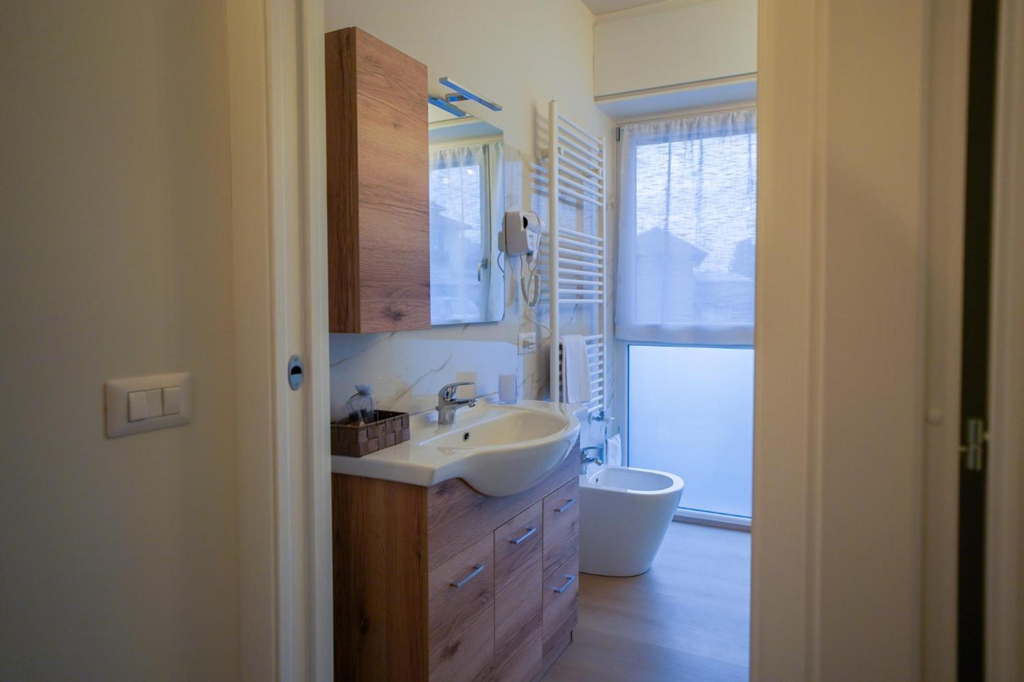 Gelsomino Suite Leonardo Academy, Mxp & Laghi Sesto Calende Zewnętrze zdjęcie